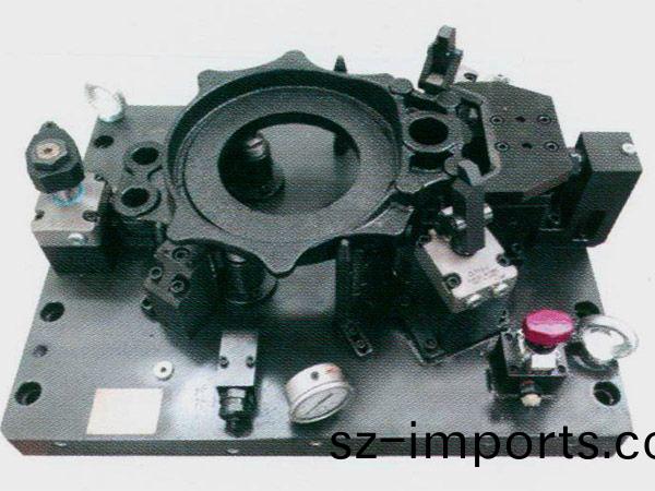 製(zhi)動(dong)器底(di)闆(ban)液壓(ya)裌具