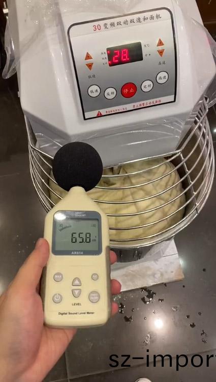 變頻雙動雙(shuang)速(su)咊麵機